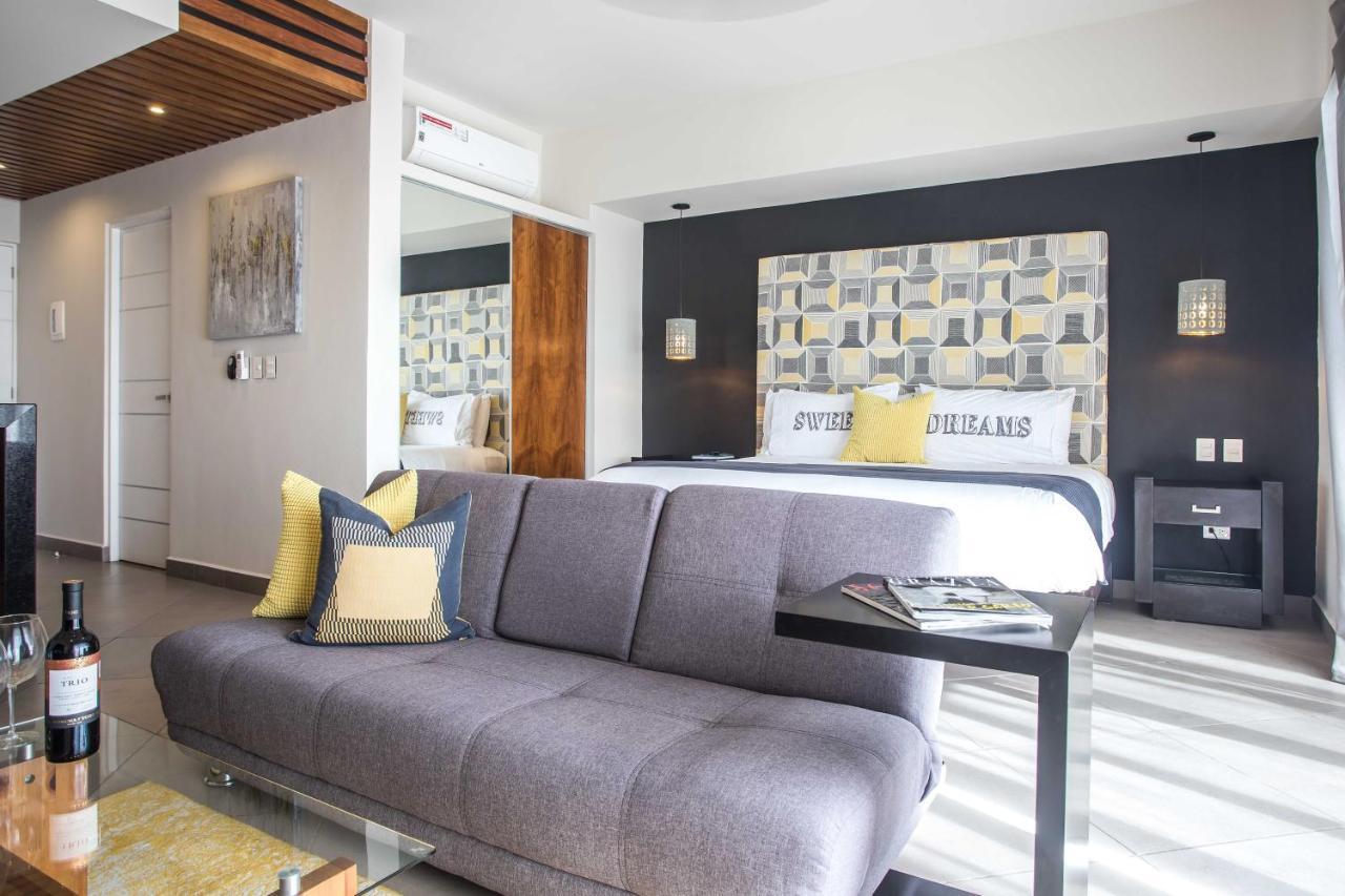 Honey B Suites Плая дел Кармен Екстериор снимка
