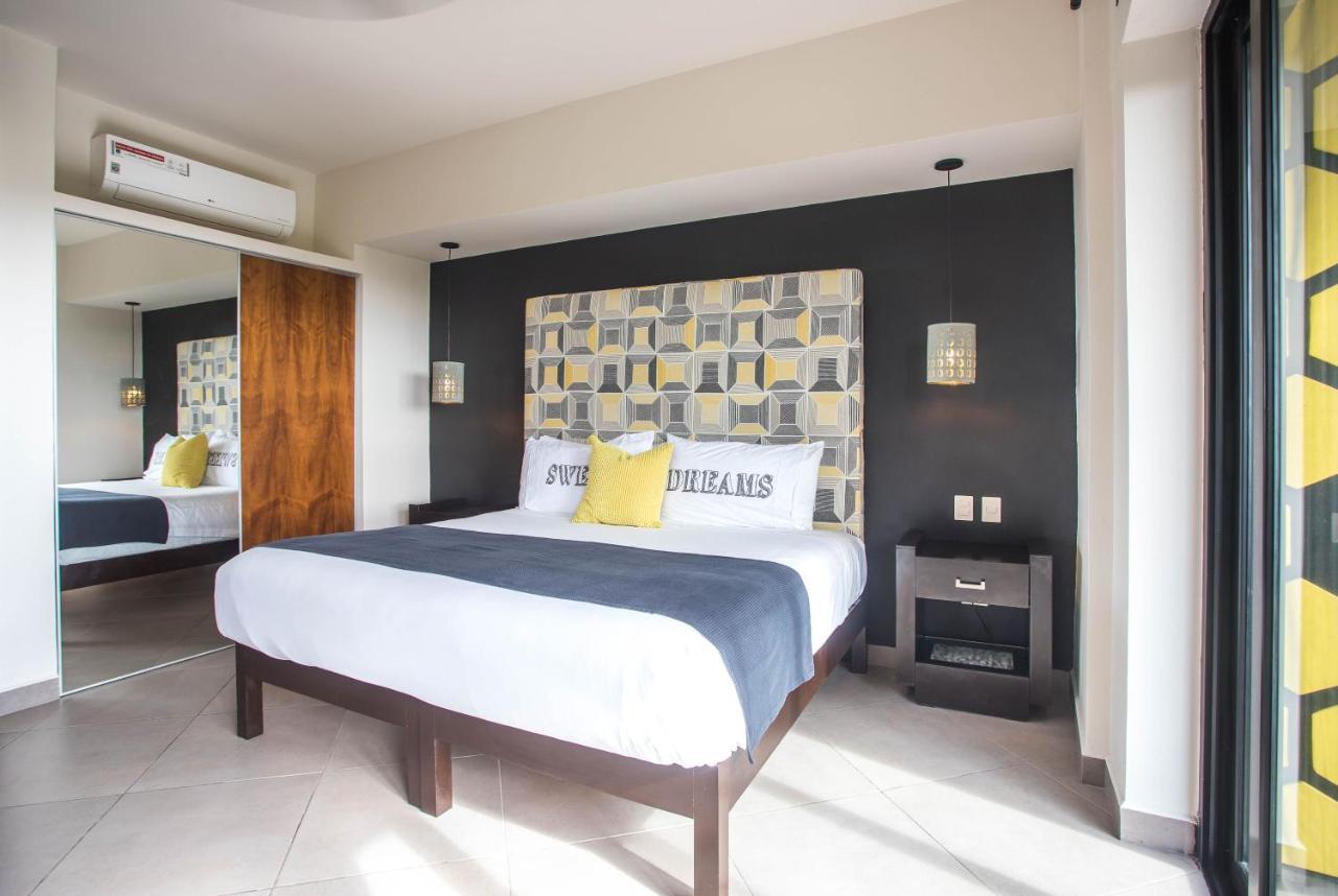 Honey B Suites Плая дел Кармен Екстериор снимка